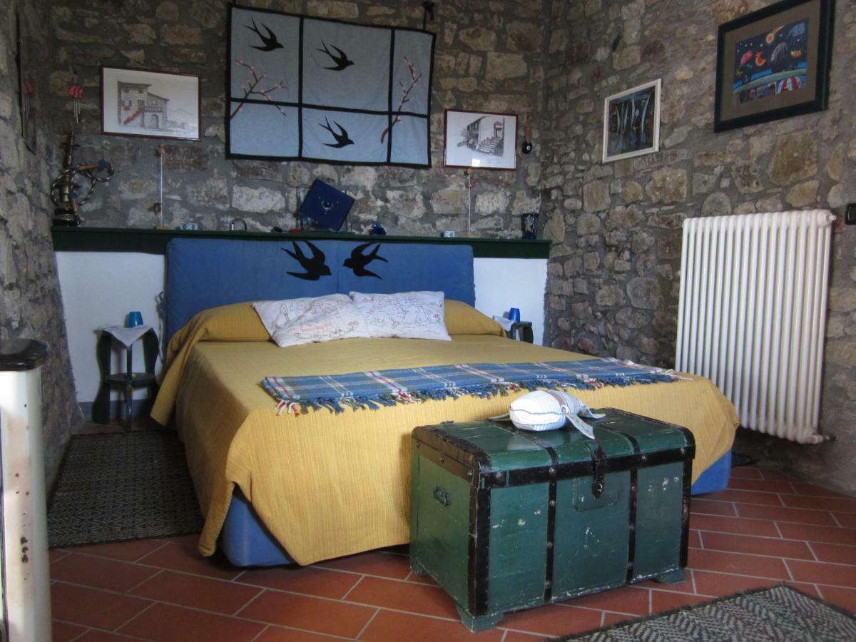Poggio Delle Rondini Bed & Breakfast Bagnone Exterior photo